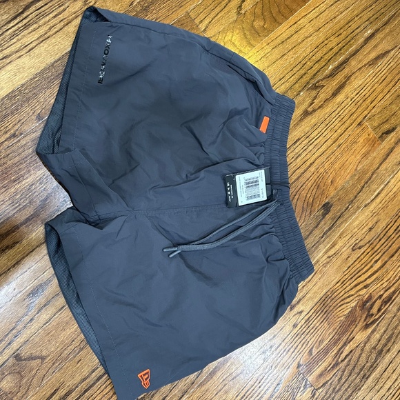 High end men’s running shorts bundle - Picture 4 of 13